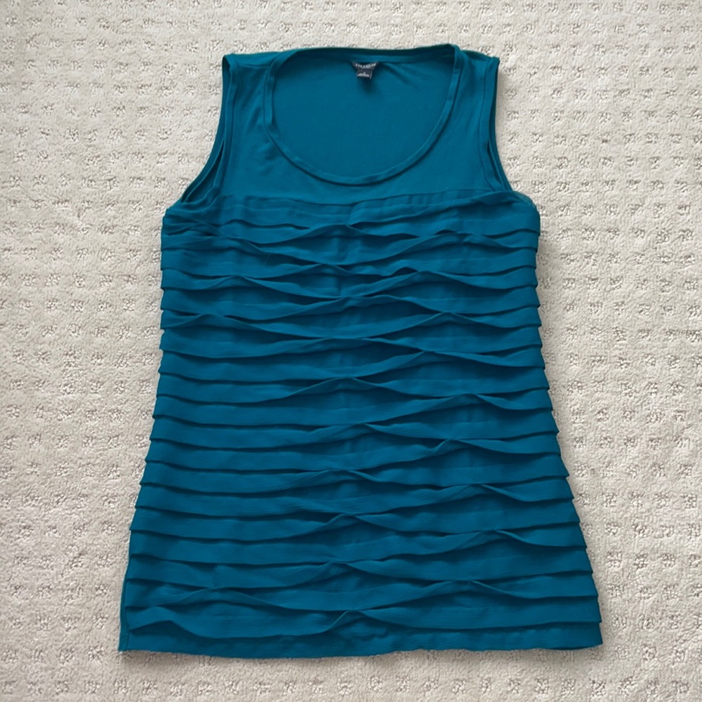 Emerald green ruffled top